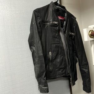Men’s Superdry real leather jacket | Size S | perfect condition